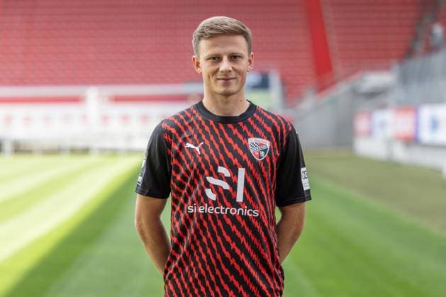 Moritz Seiffert 23, FCI FC Ingolstadt 04 3 Liga, portrait date 2023 2024 3 Liga FC Ingolstadt 04 season 2023 2024 portrait