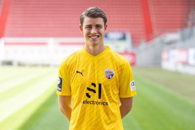 Goalkeeper Markus Ponath 40, FCI FC Ingolstadt 04 3 Liga, portrait date 2023 2024 3 Liga FC Ingolstadt 04 season 2023 2024 portrait