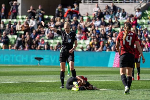 Melbourne, Australia, July 21st 2023: Ashley Lawrence (10 Canada) is injured during the 2023 FIFA Womens World Cup football match between Nigeria and Canada at Melbourne Rectangular Stadium in Melbourne, Australia. (Noe Llamas SPP) Copyright: xNoexLlamasx xSPPx spp-en-NoLlSp-20230721-NOE00540