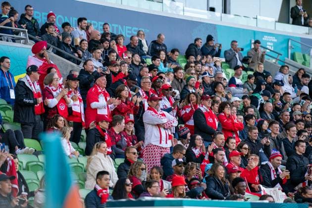 Melbourne, Australia, July 21st 2023: Canada fans watch the game during the 2023 FIFA Womens World Cup football match between Nigeria and Canada at Melbourne Rectangular Stadium in Melbourne, Australia. (Noe Llamas SPP)  Copyright: xNoexLlamasx xSPPx spp-en-NoLlSp-20230721-DSC09433