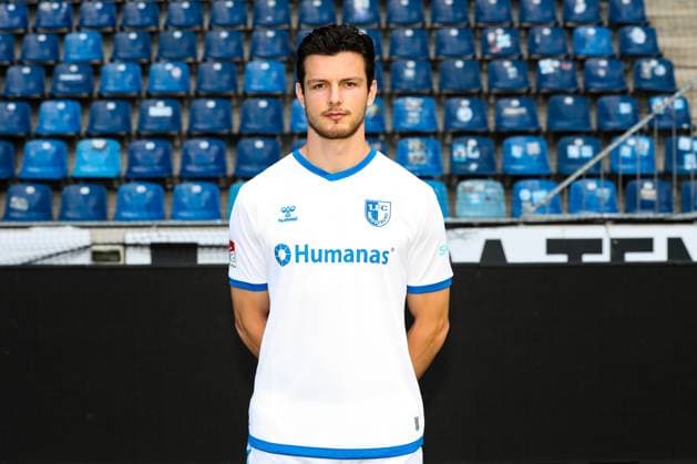 Jean Hugonet 1 FC Magdeburg,24 2 football Bundesliga portrait appointment 2023 2024 official photo appointment 1 FC Magdeburg in the MDCC Arena in Magdeburg portrait, portrait,single image,Germany, football, men,GER,20 07 2023 Christian Schroedter