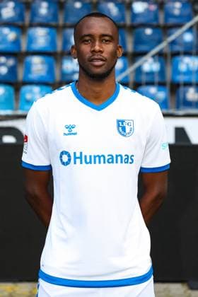 Silas Gnaka 1 FC Magdeburg,25 2 football Bundesliga portrait appointment 2023 2024 official photo appointment 1 FC Magdeburg in the MDCC Arena in Magdeburg portrait, portrait,single image,Germany, football, men,GER,20 07 2023 Christian Schroedter