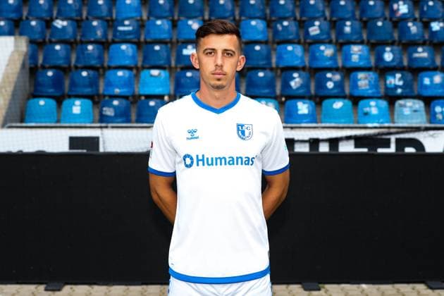 Stefan Korsch 1 FC Magdeburg,35 2 football Bundesliga portrait appointment 2023 2024 official photo appointment 1 FC Magdeburg in the MDCC Arena in Magdeburg portrait, portrait,single picture,Germany, football, men,GER,20 07 2023 Christian Schroedter