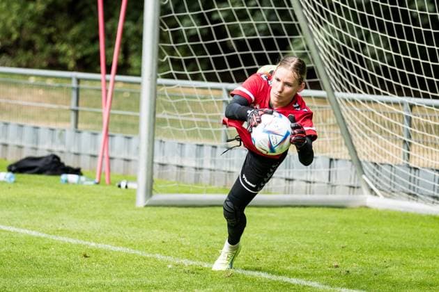 Football, women, 1. FC Cologne, Training
