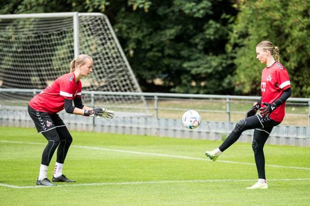 Training 1 FC Koeln Women 21 07 2023 Paula Hoppe 1 FC Koeln, 12 and Jasmin Pal 1 FC Koeln, 1 Training 1 FC Koeln Women Geissbockheim, 21 07 2023 Copyright: xBEAUTIFULxSPORTS Wunderlx