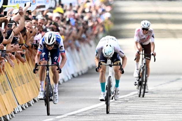 Sport Bilder des Tages Tour de France 2023 - Stage 19 POLIGNY, FRANCE - JULY 21 : Asgreen Kasper (DEN) of Soudal - Quick Step, Mohoric Matej (SVN) of Bahrain - Victorious during stage 19 of the 110th edition of the Tour de France 2023 cycling race, a stage of 173 kms with start in Moirans-en-Montagne and finish in Poligny on July 21, 2023 in Poligny, France, 21 07 2023 ( Motordriver Kenny Verfaillie - Poligny France  Copyright: xVincentxKalutx