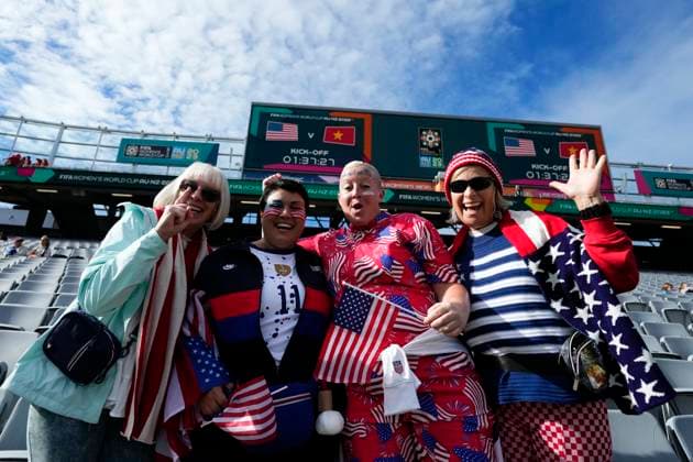 USA v Vietnam: Group E - FIFA Women s World Cup Australia & New Zealand 2023 USA supporters prior the FIFA Women s World Cup Australia & New Zealand 2023 Group C match between Spain and Costa Rica at Wellington Regional Stadium on July 21, 2023 in Wellington Te Whanganui-a-Tara, New Zealand. Auckland New Zealand  Copyright: xJosexBretonx originalFilename:breton-usavviet230722_npy0F.jpg