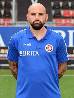 21 07 2023, xjhx, football 2 Bundesliga, SV Wehen Wiesbaden photo appointment season 2023 24 emspor, Co coach Giuliano Modica SV Wehen Wiesbaden 2 BL, porträttermin 2023 2024 DFL DFB REGULATES PROHIBIT ANY USE OF PHOTOGRAPHS as IMAGE SEQUENCES and or QUASI VIDEO Wiesbaden