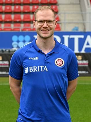 21 07 2023, xjhx, football 2 Bundesliga, SV Wehen Wiesbaden photo appointment season 2023 24 emspor, Konstantin Langhammer scout analyst SV Wehen Wiesbaden 2 BL, porträttermin 2023 2024 DFL DFB REGULATIONS PROHIBIT ANY USE OF PHOTOGRAPHS as IMAGE SEQUENCES and or QUASI VIDEO Wiesbaden