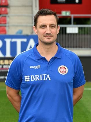 21 07 2023, xjhx, football 2 Bundesliga, SV Wehen Wiesbaden photo appointment season 2023 24 emspor, team doctor Michael Hoestermann SV Wehen Wiesbaden 2 BL, porträttermin 2023 2024 DFL DFB REGULATES PROHIBIT ANY USE OF PHOTOGRAPHS as IMAGE SEQUENCES and or QUASI VIDEO Wiesbaden