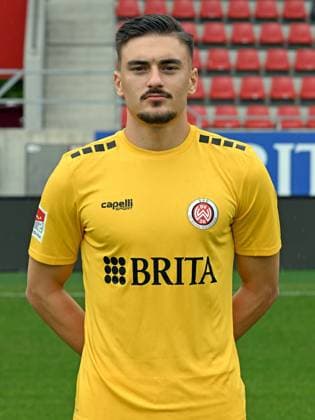 21 07 2023, xjhx, football 2 Bundesliga, SV Wehen Wiesbaden photo appointment season 2023 24 emspor, Arthur Lyska 1 SV Wehen Wiesbaden 2 BL, porträttermin 2023 2024 DFL DFB REGULATIONS PROHIBIT ANY USE OF PHOTOGRAPHS as IMAGE SEQUENCES and or QUASI VIDEO Wiesbaden