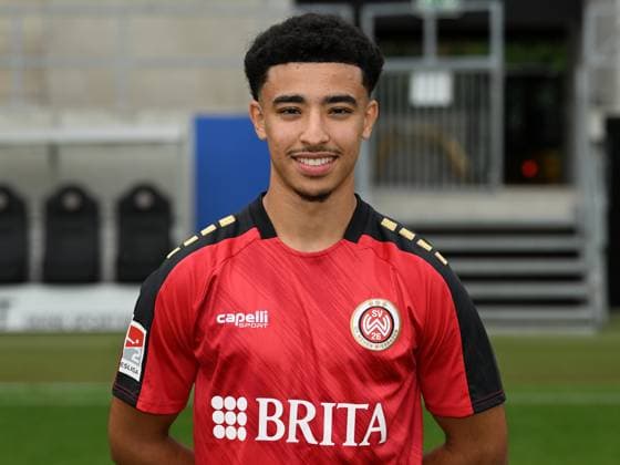21 07 2023, xjhx, football 2 Bundesliga, SV Wehen Wiesbaden photo appointment season 2023 24 emspor, Nassim Elouarti 36 SV Wehen Wiesbaden 2 BL, porträttermin 2023 2024 DFL DFB REGULATIONS PROHIBIT ANY USE OF PHOTOGRAPHS as IMAGE SEQUENCES and or QUASI VIDEO Wiesbaden