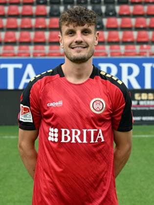 21 07 2023, xjhx, football 2 Bundesliga, SV Wehen Wiesbaden photo appointment season 2023 24 emspor, Gino Fechner 6 SV Wehen Wiesbaden 2 BL, porträttermin 2023 2024 DFL DFB REGULATES PROHIBIT ANY USE OF PHOTOGRAPHS as IMAGE SEQUENCES and or QUASI VIDEO Wiesbaden