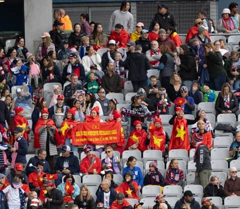 Auckland, New Zealand, July 22th 2023: Supporters of Vietnam are seen during the 2023 FIFA Womens World Cup football match between USA and Vietnam at Eden Park in Auckland, New Zealand. (Ane Frosaker SPP)  Copyright: xAnexFrosakerx xSPPx spp-en-AnFrSp-_F_20545