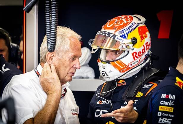 BUDAPEST - Max Verstappen (Red Bull Racing) talks to team boss Helmut Marko ahead of the 3rd free practice session at the Hungaroring Circuit ahead of the Hungarian Grand Prix. ANP REMKO DE WAAL F1 Grand Prix of Great Britain - Practice 2023 xVIxANPxSportx xxANPxIVx 474056702 originalFilename: 474056702.jpg