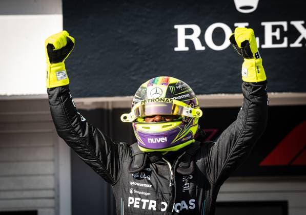 Pole Position for Lewis Hamilton UK, Mercedes AMG Petronas F1 Team 44 HUN, Formula 1, Hungaroring, Hungary, 22 07 23 HUN, Formula 1, Hungaroring, Hungary, 22 07 23 Budapest Copyright: xFoto:xEIBNER ThomasxFuesslerx EP_tfr
