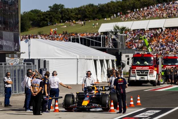 BUDAPEST - Max Verstappen (Red Bull Racing) during a check by the FIA during qualifying at the Hungaroring Circuit in the run-up to the Hungarian Grand Prix. ANP REMKO DE WAAL F1 Grand Prix of Great Britain - Qualifying 2023 xVIxANPxSportx xxANPxIVx 474069192 originalFilename: 474069192.jpg
