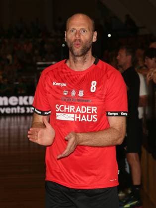 Handballspieler Olafur Stefansson SC Magdeburg Allstars beim Benefiz Allstars Game 2023 in Magdeburg ehemaliger isländischer Handballspieler Olafur Stefansson SC Magdeburg Allstars beim Benefiz Allstars Game 2023 in Magdeburg am 01.07.2023 - Former Icelandic handball player Olafur Stefansson SC Magdeburg Allstars at the Benefit Allstars Game 2023 in Magdeburg on 07 01 2023 (License=RM) 20493708 Copyright: xZoonar.com AxelxKammererx 20493708