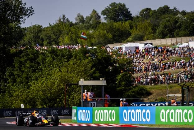 BUDAPEST - Max Verstappen (Red Bull Racing) during the Hungarian Grand Prix at the Hungaroring. ANP REMKO DE WAAL F1 Grand Prix of Hungary 2023 xVIxANPxSportx xxANPxIVx 474123578 originalFilename: 474123578.jpg
