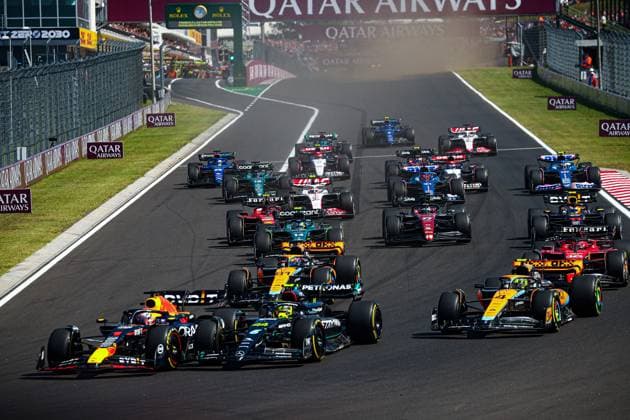 Start of the race during the Hungarian GP, Budapest 20-23 July 2023 at the Hungaroring, Formula 1 World Championship, WM, Weltmeisterschaft 2023.  Copyright: xFedericoxBasile IPAx xipa-agencyx xFedericoxBasile IPAx 0 IPA_IPA39371151
