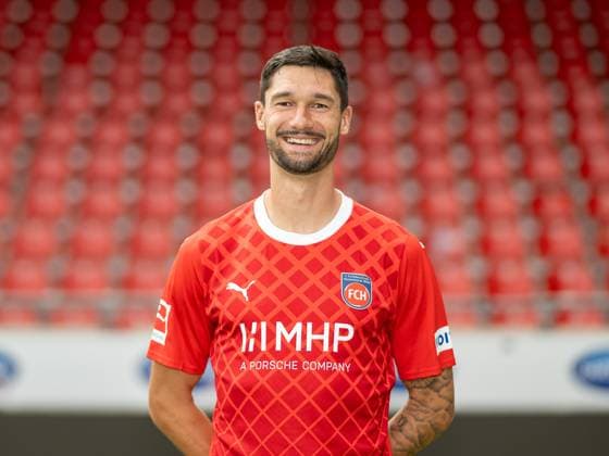 Tim Kleindienst FC Heidenheim, 10 , GER, FC Heidenheim 1846, Football, 1 Bundesliga, Portraettermin, Spielzeit 2023 2024, 23 07 2023, DFB DFL regulations prohibit any use of photographs as image sequences and or quasi video , GER, FC Heidenheim 1846, Football, 1 Bundesliga, Portraettermin, Spielzeit 2023 2024, 23 07 2023 Heidenheim Copyright: xEibner-Pressefoto SaschaxWaltherx EP_EER