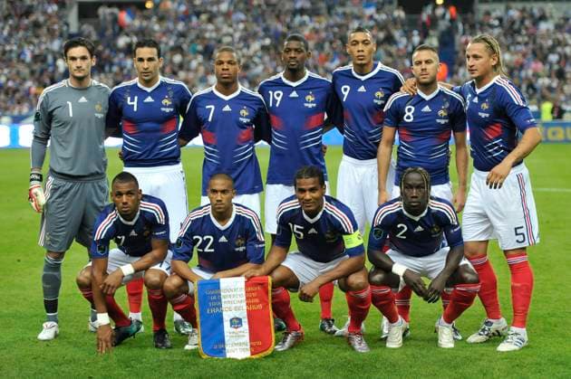 Soccer - Euro 2012 qualifying match - France vs Belarus - Saint-Denis (From Top Left) goalkeeper Hugo Lloris, defender Adil Rami, forward Loic Remy, midfielder Abou Diaby, forward Guillaume Hoarau, midfielder Jeremy Menez, defender Philippe Mexes, (bottom left) midfielder Yann M Vila, defender Gael Clichy, midfielder and captain Florent Malouda and defender Bakary Sagna pose before the UEFA EURO, EM, Europameisterschaft,Fussball 2012 Group D qualifying soccer match, between France and Belarus at the Stade de France stadium, in Saint-Denis, near Paris, France on September 3, 2010. Belarus won 1-0. Photo by Stephane Reix ABACAPRESS.COM Saint-Denis France  Copyright: xReixxStephane ABACAx 242783_001 ReixxStephane ABACAx 242783_001