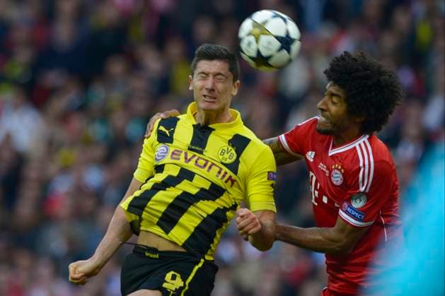 Bayern Munich Wins The Champions League Bayern Munich s Dante battles Dortmund s Robert Lewandowski during the UEFA Champions League Final soccer match, Bayern Munich vs Dortmund at Wembley Arena in London, UK on May 25, 2013. Bayern won 2-1. Photo by Henri Szwarc ABACAPRESS.COM London Wembley Arena United Kingdom  Copyright: xSzwarcxHenri ABACAx 366225_055 SzwarcxHenri ABACAx 366225_055