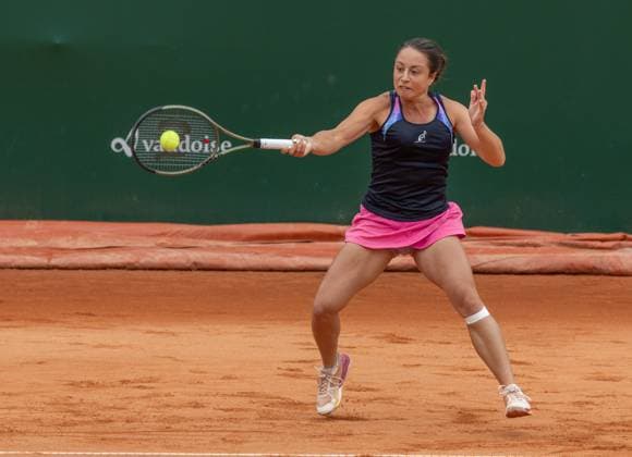25 07 2023, Lausanne, Tennis Club Stade Lausanne, Ladies Open Lausanne Celine Naef Elisabetta Cocciaretto, Elisabetta Cocciaretto playing the ball Lausanne Tennis Club Stade Lausanne Vaud Switzerland  Copyright: xJustPictures.ch MayaxCretegnyx