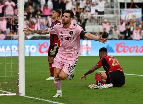 Bilder des Jahres 2023, Sport 07 Juli Sport Themen der Woche KW30 Sport Bilder des Tages Lionel Messi of Inter Miami CF rects after his first goal during the League s Cup match against against Atlanta United at DRV PNK Stadium on Tuesday, July 25, 2023 in Fort Lauderdale, Florida.  MIA20230725558 LARRYxMARANO
