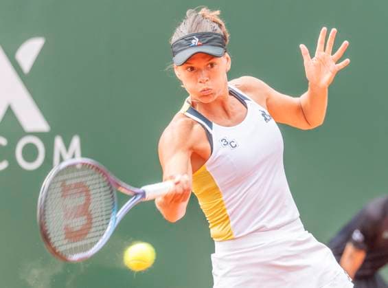 July 26, 2023, Lausanne, Vaud, Switzerland: Lausanne Switzerland, 07 26 2023: Chloe Paquet of France during 8th final of Ladies Open Lausanne. Ladies Open Lausanne took place tennis club of Lausanne, the Olympic capital Lausanne Switzerland - ZUMAd206 0300215568st Copyright: xEricxDubostx