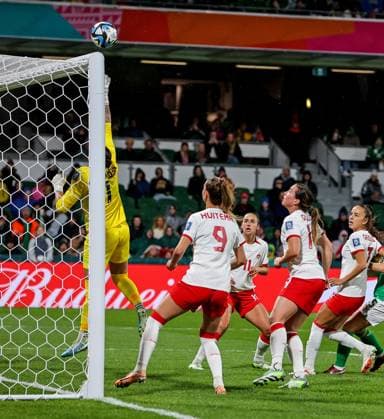 2023 FIFA Women s World Cup Group B, Perth Rectangular Stadium, Perth, Australia 26 7 2023 Canada vs Republic of Ireland WNT Ireland™s Katie McCabe scores their first goal directly from a corner kick despite Canada goalkeeper Kailen Sheridan Katie McCabe scores their first goal directly from a corner kick despite Kailen Sheridan 26 7 2023  Copyright: x INPHO RyanxByrnex IMGL2945