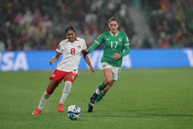 WWC23 CANADA IRELAND, Jayde Riviere of Canada and Sinead Farrelly of the Republic of Ireland compete for the ball during the FIFA Women s World Cup match between Canada and Republic of Ireland at the Perth Rectangular Stadium in Perth, Wednesday, July 26, 2023. ( NO ARCHIVING, EDITORIAL USE ONLY, NO USE IN BOOKS WITHOUT CONSENT PERTH WESTERN AUSTRALIA AUSTRALIA  Copyright: xRICHARDxWAINWRIGHTx 20230726001824425508