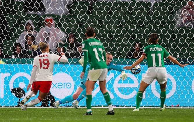 2023 FIFA Women s World Cup Group B, Perth Rectangular Stadium, Perth, Australia 26 7 2023 Canada vs Republic of Ireland WNT Ireland goalkeeper Courtney Brosnan can™t stop Canada scoring their first goal through an own goal Courtney Brosnan can™t stop Canada scoring their first goal through an own goal 26 7 2023  Copyright: x INPHO RyanxByrnex RB1_7449