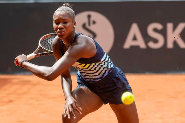 26 7 2023, GER, tennis, women, Hamburg European Open 2023, WTA, doubles, 2 round, Storm Hunter Australia Noma Noha Akugue Germany Noma Noha Akugue Germany plays the ball Hamburg Rothenbaum Stadium Hamburg Germany