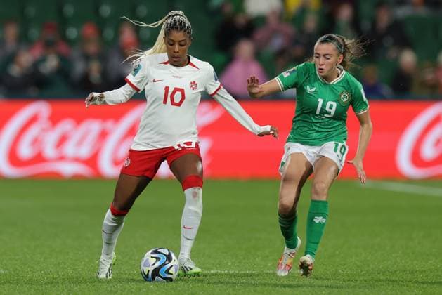 WWC23 CANADA IRELAND, Ashley Lawrence of Canada and Abbie Larkin of the Republic of Ireland during the FIFA Women s World Cup match between Canada and Republic of Ireland at the Perth Rectangular Stadium in Perth, Wednesday, July 26, 2023. ( NO ARCHIVING, EDITORIAL USE ONLY, NO USE IN BOOKS WITHOUT CONSENT PERTH WESTERN AUSTRALIA AUSTRALIA  Copyright: xRICHARDxWAINWRIGHTx 20230726001824450064
