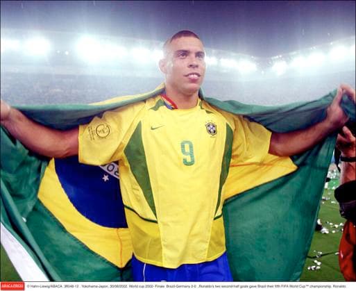 36046 12 Hahn-Liewig ABACA. 36046-12 . Yokohama-Japon, 30 06 2002. World cup 2002- Finale Brazil-Germany 2-0 ,Ronaldo s two second-half goals gave Brazil their fifth FIFA World Cup, WM, Weltmeisterschaft, Fussball » championship. Ronaldo.  Copyright: xHahn-Liewig ABACAx 36046_12 Hahn-Liewig ABACAx 36046_12