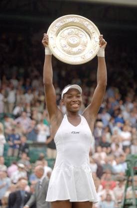 Tennis File Pictures US tennis player Venus Williams defeats US player Lindsay Davenport, 4-6, 7-6, 9-7, at the Wimbledon Tennis Tournament finale, in London, UK, July 2, 2005. Photo by Corinne Dubreuil CAMELEON ABACAPRESS.COM London  Copyright: xDubreuilxCorinne ABACAx 80533_05 DubreuilxCorinne ABACAx 80533_05
