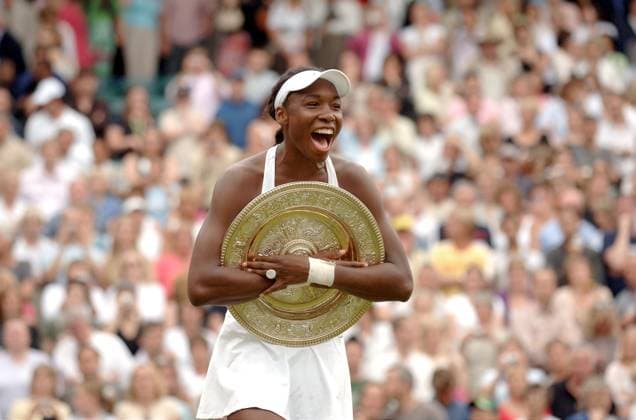 Tennis File Pictures US tennis player Venus Williams defeats US player Lindsay Davenport, 4-6, 7-6, 9-7, at the Wimbledon Tennis Tournament finale, in London, UK, July 2, 2005. Photo by Corinne Dubreuil CAMELEON ABACAPRESS.COM London  Copyright: xDubreuilxCorinne ABACAx 80533_09 DubreuilxCorinne ABACAx 80533_09