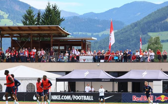 RB Leipzig Italy training camp Bruneck, 27 07 2023, Sportpark Reiperting Reischach, football, RB Leipzig GER Bundesliga training camp in South Tyrol Italy , In the picture fans of RB Leipzig , Picture Point