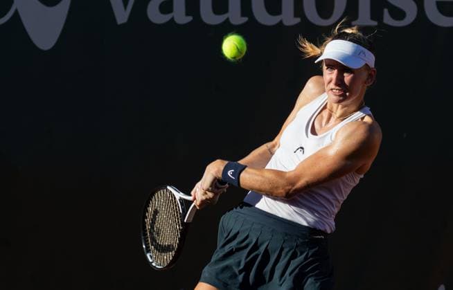 27 07 2023, Lausanne, Tennis Club Stade Lausanne, Ladies Open Lausanne Jil Teichmann Alize Cornet, Jil Teichmann playing the ball Lausanne Tennis Club Stade Lausanne Vaud Switzerland  Copyright: xJustPictures.ch MayaxCretegnyx