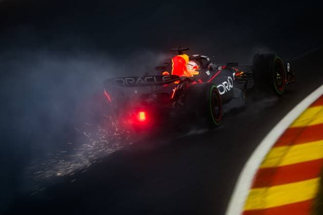 01 VERSTAPPEN Max (nld), Red Bull Racing RB19, action during the 2023 Formula 1 MSC Cruises Belgian Grand Prix, 12th round of the 2023 Formula One World Championship, WM, Weltmeisterschaft from July 28 to 30, 2023 on the Circuit de Spa-Francorchamps, in Stavelot, Belgium - F1 - BELGIAN GRAND PRIX 2023 DPPI Panoramic  00123029_GOOD5071 