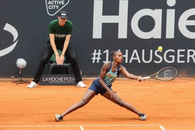 Tennis European Open 2023, Semifinals, Women, Hamburg, 28 07 2023 Nomam Noha Akugue GER Diana Shnaider RUS Hamburg Germany