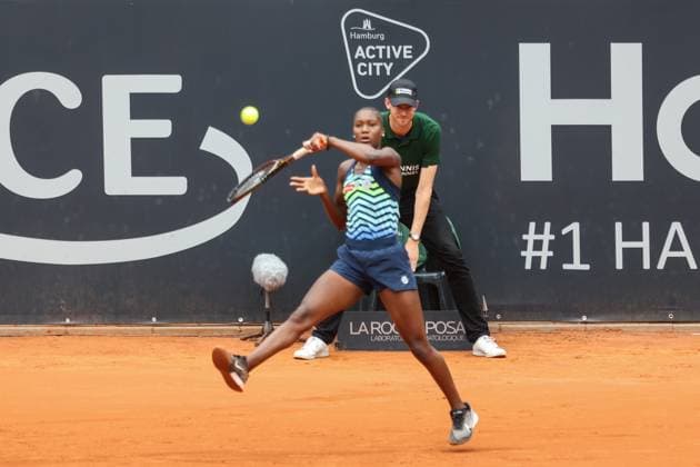 Tennis European Open 2023, Semifinals, Women, Hamburg, 28 07 2023 Nomam Noha Akugue GER Diana Shnaider RUS Hamburg Germany