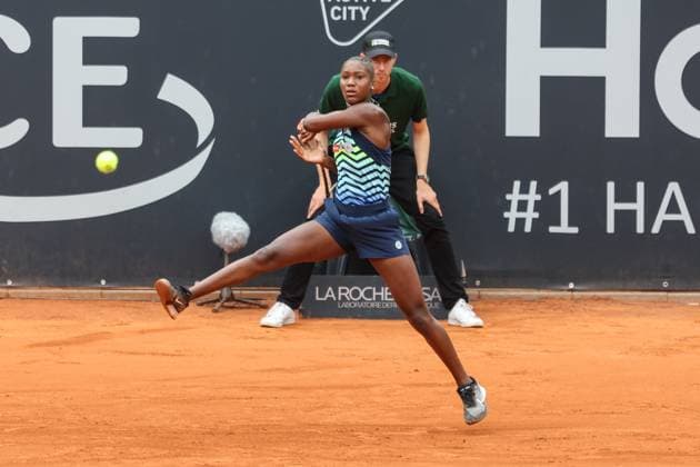 Tennis European Open 2023, Semifinals, Women, Hamburg, 28 07 2023 Nomam Noha Akugue GER Diana Shnaider RUS Hamburg Germany