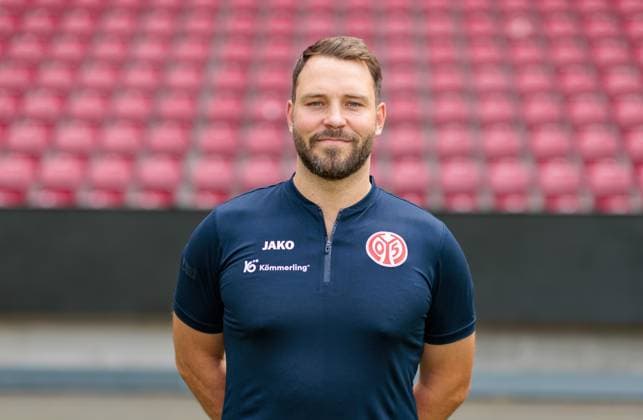 Football Official Portrait 1 FSVMainz 05, 1 FSV Mainz 05, Bundesliga Season 2023 2024, Nico Hölzel Physiotherapist ,