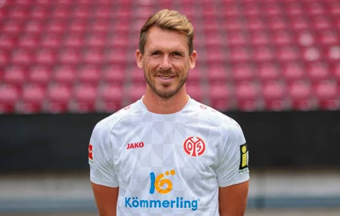 Football Official Portrait 1 FSVMainz 05, 1 FSV Mainz 05, Bundesliga Season 2023 2024, Daniel Batz,