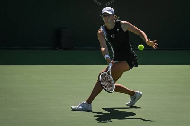 BNP Paribas Warsaw Open 2023 WARSAW, POLAND - JULY 29, 2023 : Poland s Iga Swiatek in action during her match against Linda Noskova of the Czech Republic during the Women s Singles Quarterfinal match on Day Seven of the BNP Paribas Warsaw Open, on July 29, 2023, in Warsaw, Poland. Warsaw Poland  Copyright: xArturxWidakx originalFilename:widak-bnpparib230729_npEyv.jpg