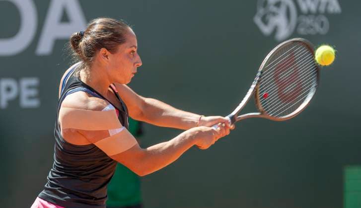 July 30, 2023, Lausanne, Vaud, Switzerland: Lausanne Switzerland, 07 30 2023: Elisabetta Cocciaretto of Italy return during finall of Ladies Open Lausanne. Ladies Open Lausanne during the final between the French Clara Burel and the Italian Elisabetta Cocciaretto at Ladies Open Lausanne. Ladies Open Lausanne took place at the tennis club in Lausanne, the Olympic capital. Elisabetta Cocciaretto won 7-5, 4-6, 6-4. Lausanne Switzerland - ZUMAd206 0300585967st Copyright: xEricxDubostx