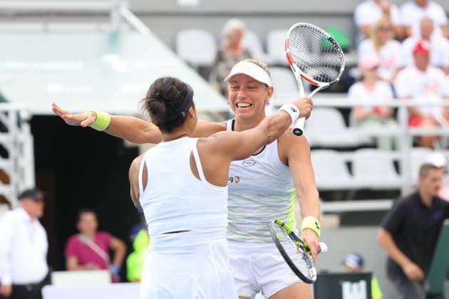WARSZAWA 30.07.2023 TURNIEJ TENISOWY BNP PARIBAS WARSAW OPEN 2023 FINAL DEBLA --- WOMENS WTA, Tennis Damen 250 TENNIS TOURNAMENT BNP PARIBAS WARSAW OPENI DEBEL FINAL MATCH YANINA WICKMAYER HEATHER WATSON FOT. ANNA KLEPACZKO FOTOPYK NEWSPIX.PL --- Newspix.pl  230730LUM048