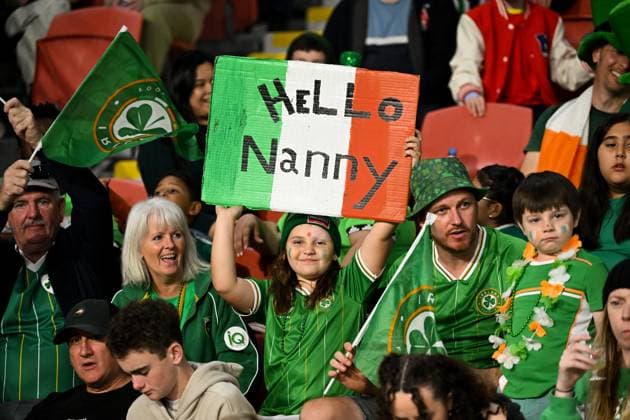 WWC23 IRELAND NIGERIA, Irish fans show their support during the FIFA Women s World Cup 2023 soccer match between Ireland and Nigeria at Brisbane Stadium in Brisbane, Monday, July 31, 2023. ( NO ARCHIVING, EDITORIAL USE ONLY, NO USE IN BOOKS WITHOUT CONSENT BRISBANE QUEENSLAND AUSTRALIA  Copyright: xDARRENxENGLANDx 20230731001826335806